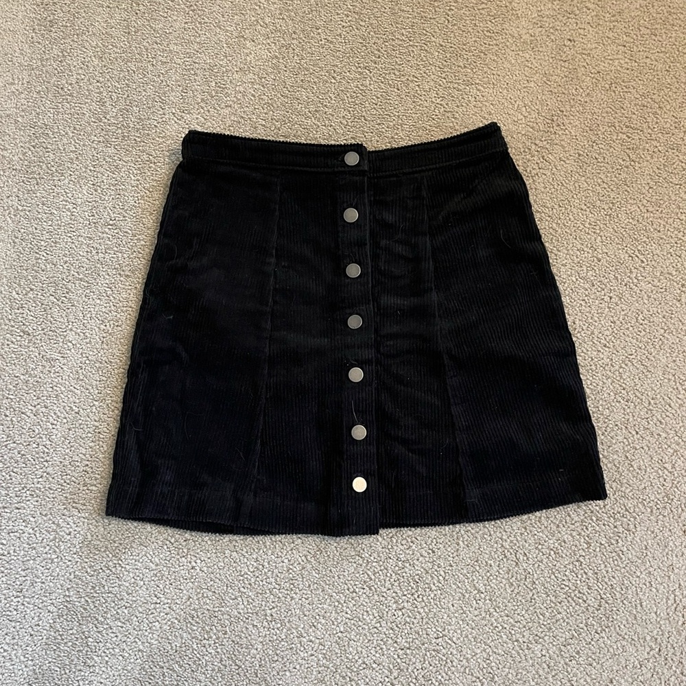 Forever 21 Women’s corduroy skirt - size small